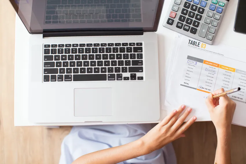 The Problem with Invoice Automation. Image by rawpixel.com on Freepik